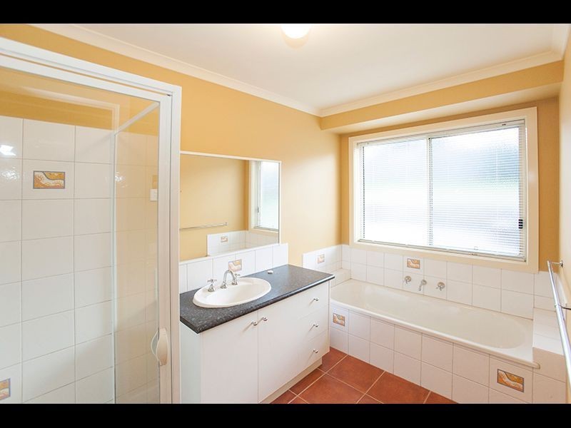2 McMillan Drive, Warragul VIC 3820