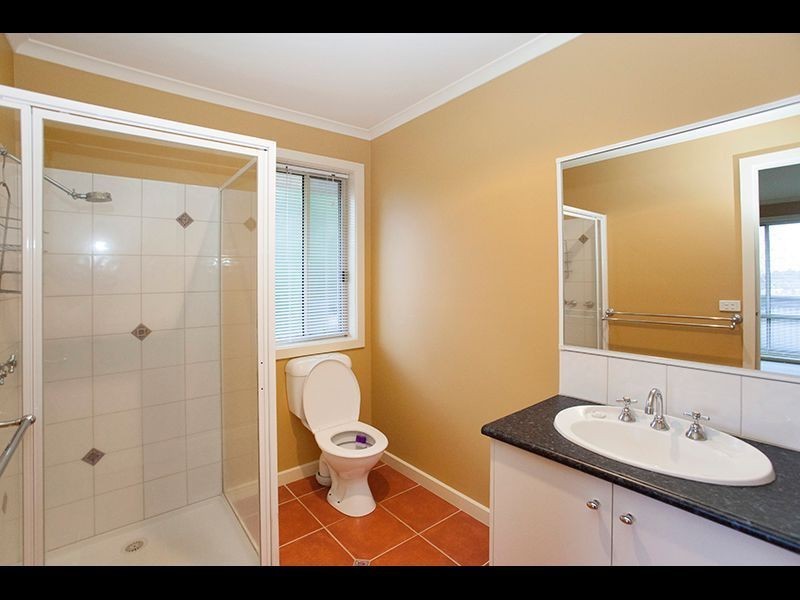 2 McMillan Drive, Warragul VIC 3820