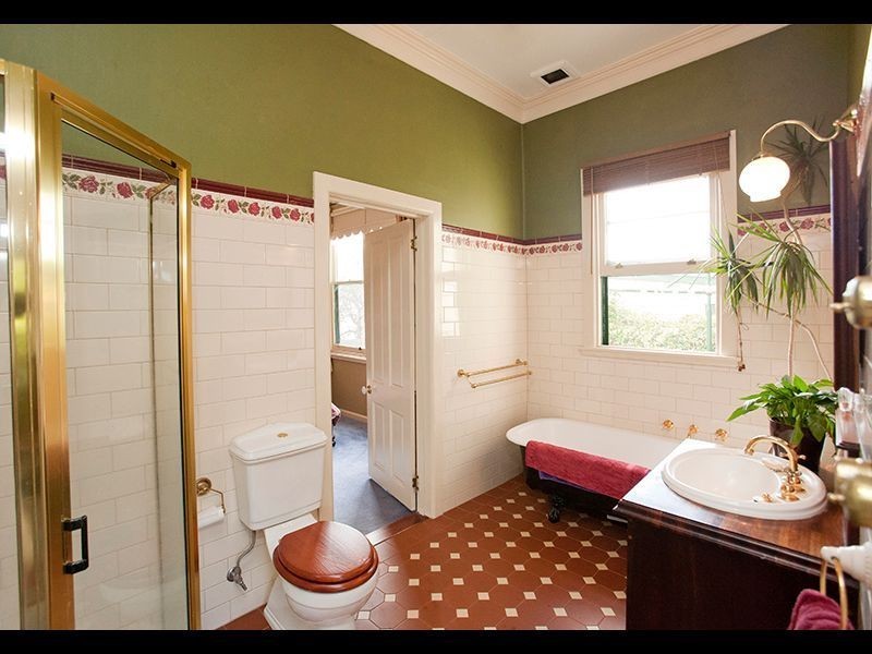 10 Brandy Creek Road, Warragul VIC 3820