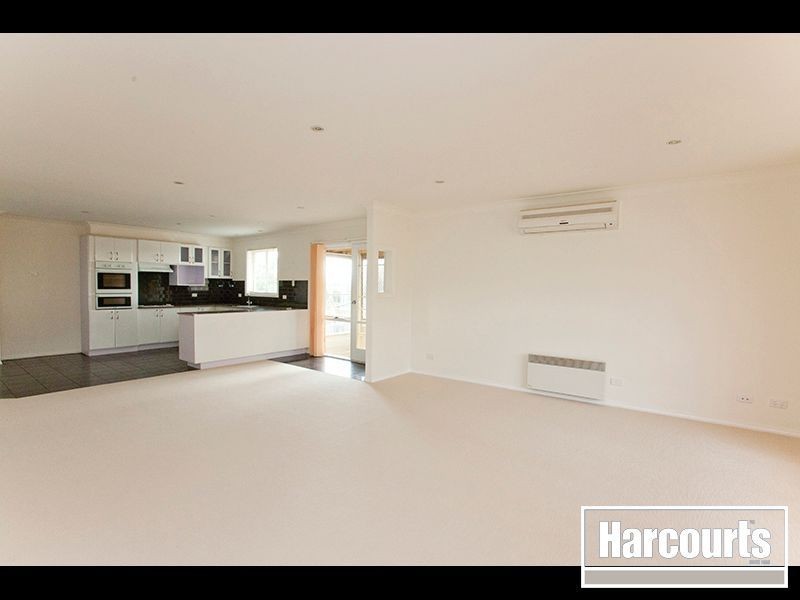 72 Dawson Drive, Warragul VIC 3820