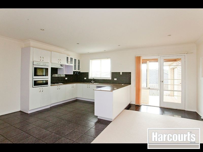 72 Dawson Drive, Warragul VIC 3820