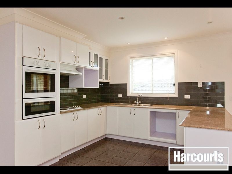 72 Dawson Drive, Warragul VIC 3820