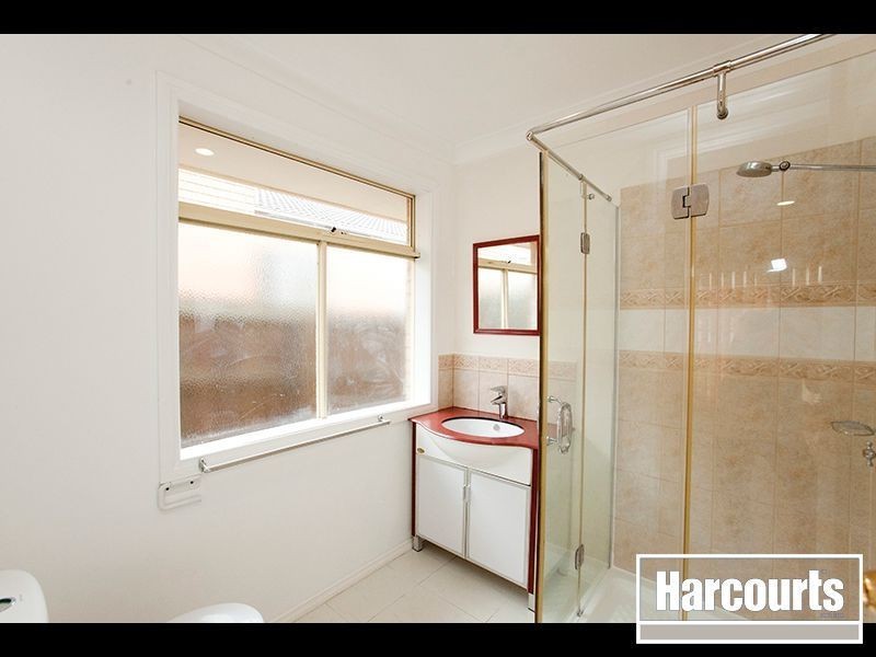 72 Dawson Drive, Warragul VIC 3820