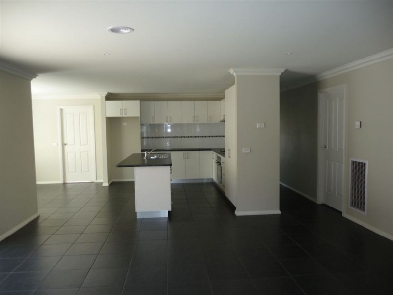 289 Normanby Street, Warragul VIC 3820