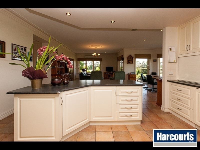 330 Stuhrs Road, Darnum VIC 3822