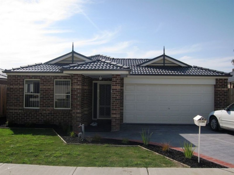 42 Summerhill Boulevard, Drouin VIC 3818