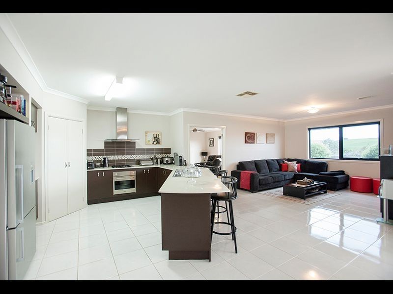 7 Grosvenor Court, Warragul VIC 3820