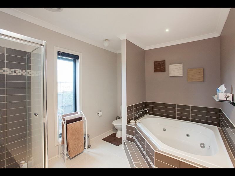 7 Grosvenor Court, Warragul VIC 3820