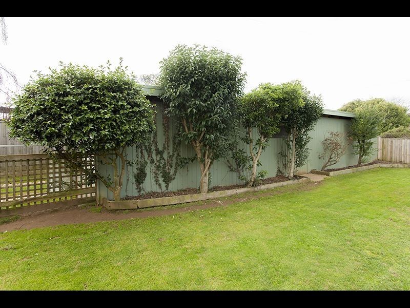26 Centre Avenue, Warragul VIC 3820