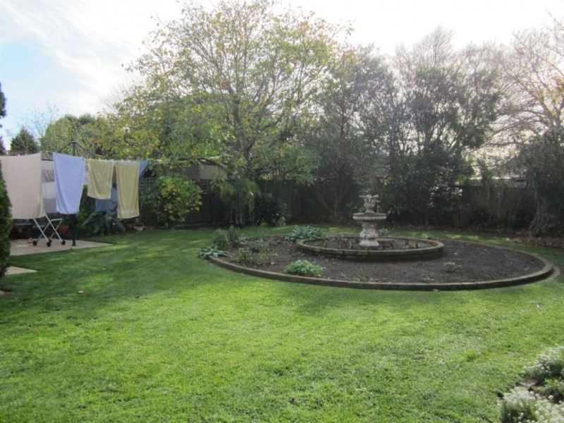 5 Nobel Street, Warragul VIC 3820