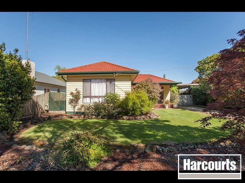 37 Loch Street, Yarragon VIC 3823