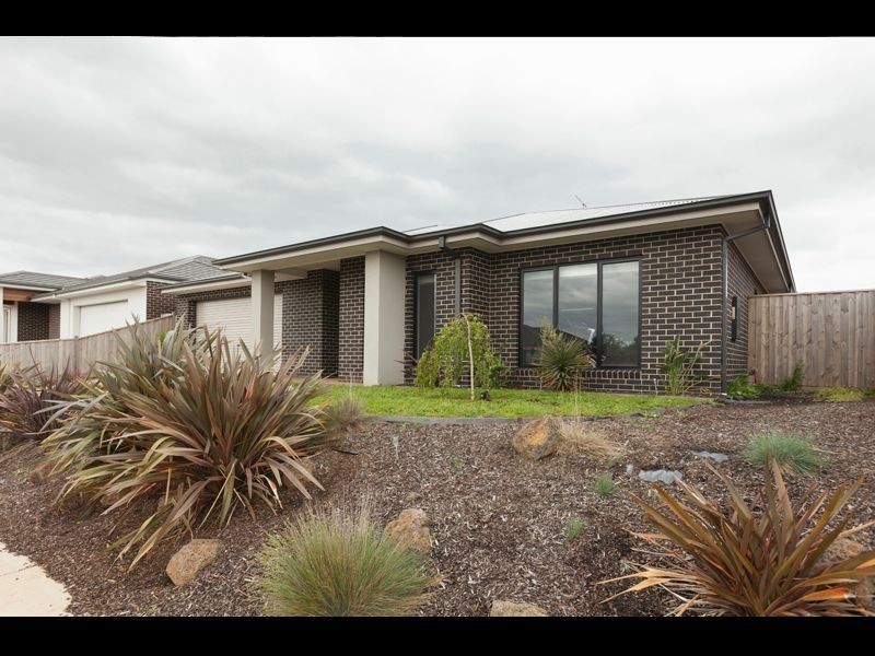 177 Twin Ranges Drive, Warragul VIC 3820