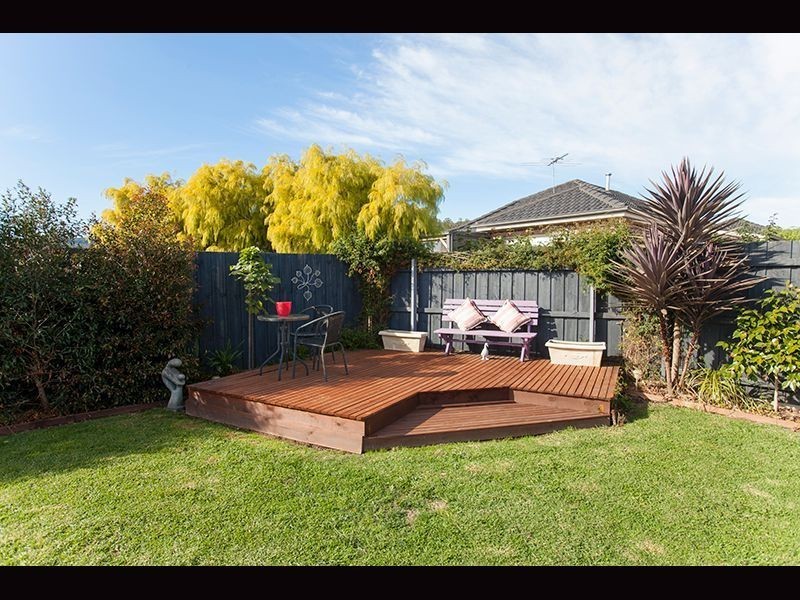 24 Poplar Close, Trafalgar VIC 3824