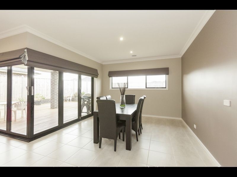 177 Twin Ranges Drive, Warragul VIC 3820