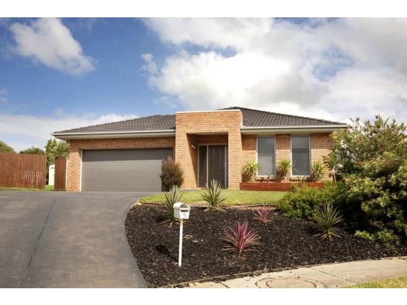 5 Barton Court, Warragul VIC 3820