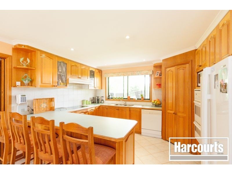 1 Camelot Court, Warragul VIC 3820
