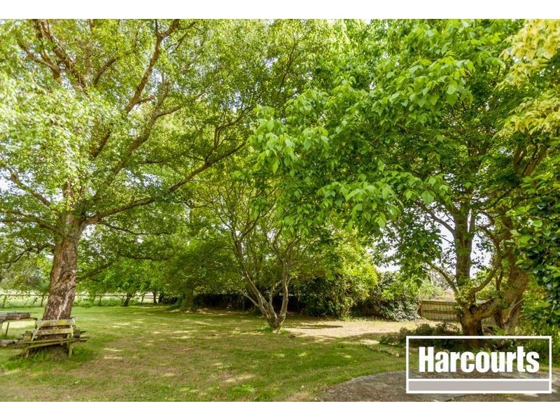 626 Hazeldean Road, Cloverlea VIC 3822