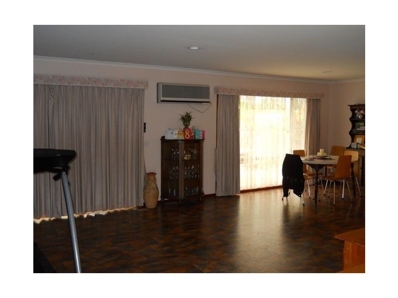 25 Affleck Street, Warragul VIC 3820