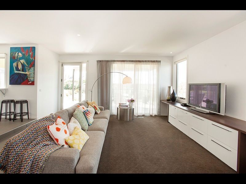 18 Bell Park Close, Warragul VIC 3820