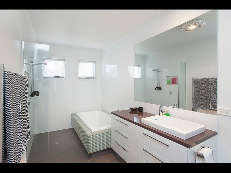 18 Bell Park Close, Warragul VIC 3820