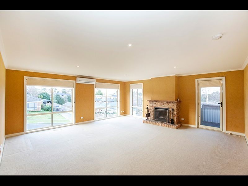 2 McMillan Drive, Warragul VIC 3820