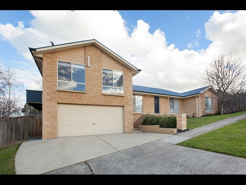 2 McMillan Drive, Warragul VIC 3820