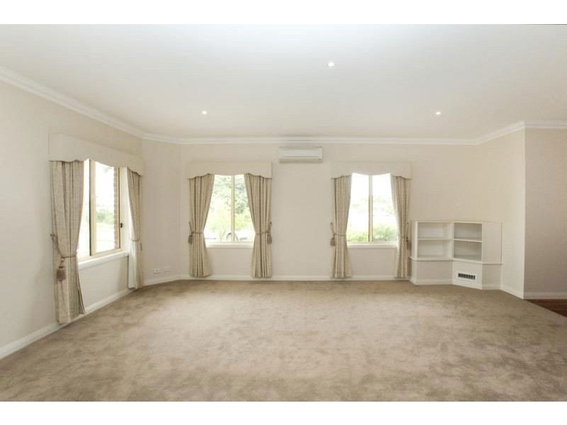 361 Normanby Street, Warragul VIC 3820