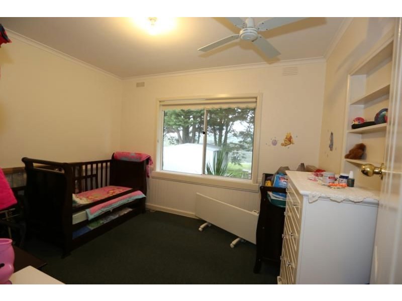 85 McGraths Track, Hernes Oak VIC 3825