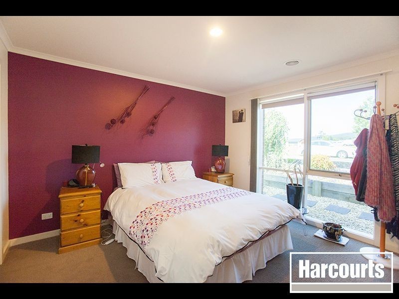 12 Maple Street, Trafalgar VIC 3824