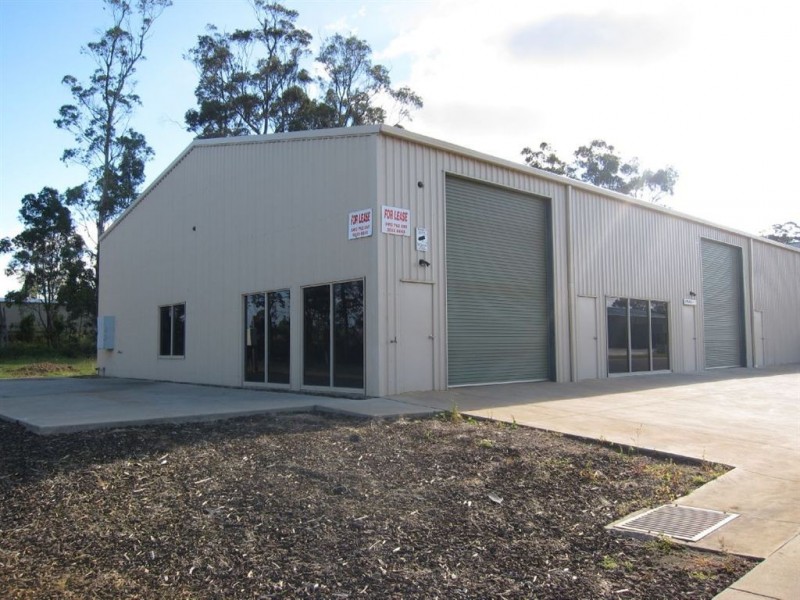 1/1 Darcan Way, Drouin VIC 3818