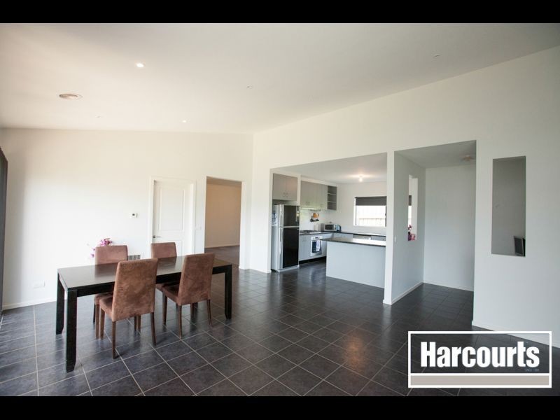 4 Audra Place, Warragul VIC 3820