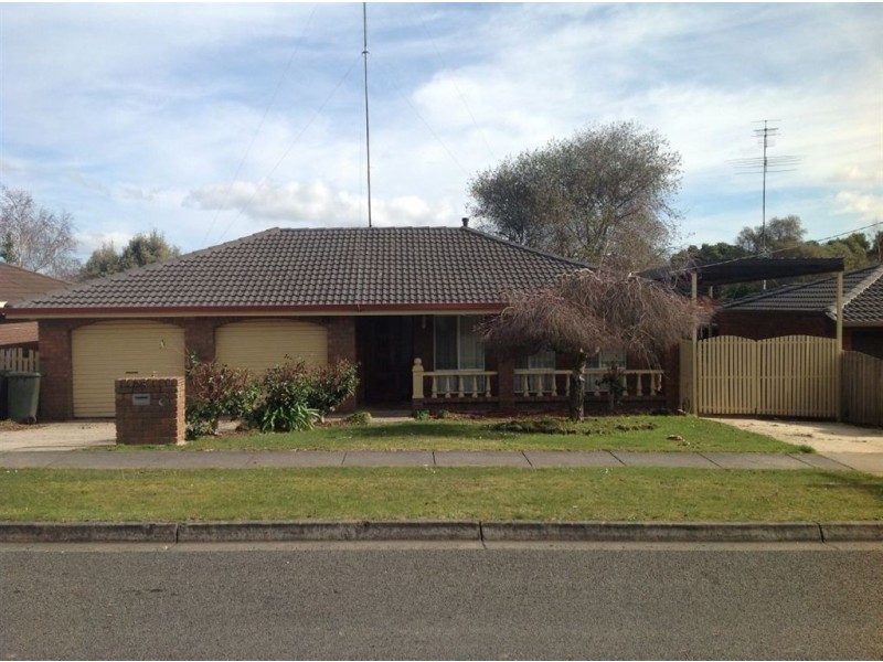 25 Somerset Drive, Warragul VIC 3820