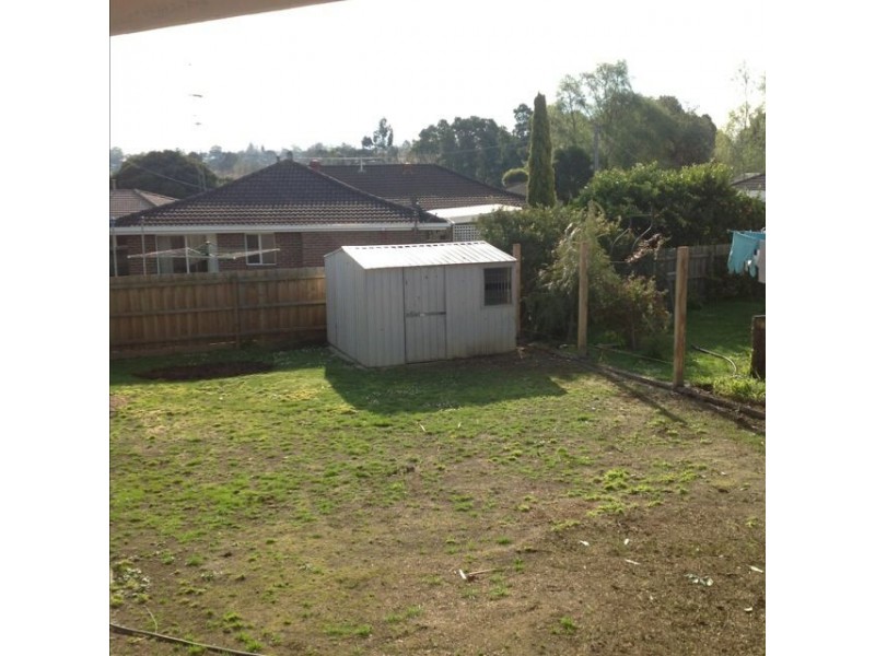 25 Somerset Drive, Warragul VIC 3820