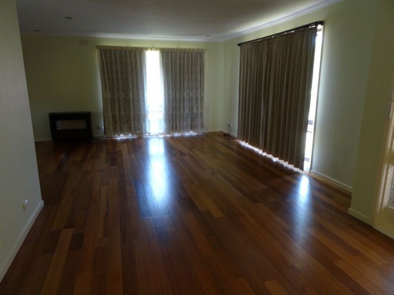 12 Alexander Street, Warragul VIC 3820