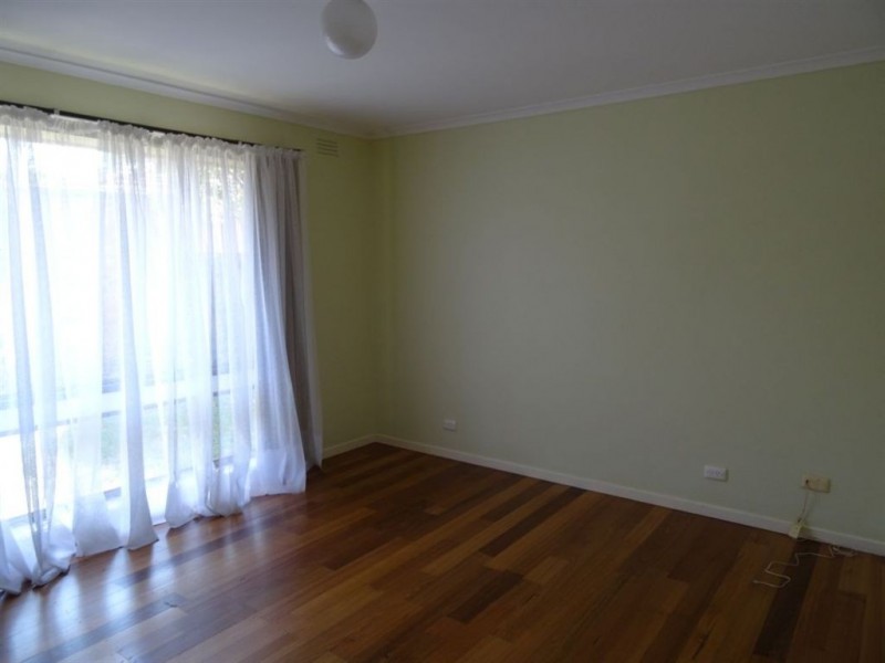 12 Alexander Street, Warragul VIC 3820