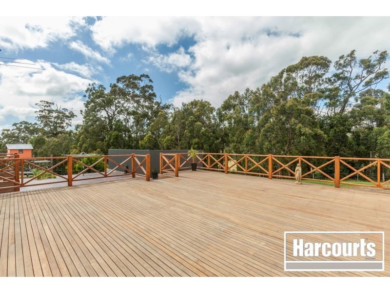 303 Mountain Glen Drive, Trafalgar East VIC 3824