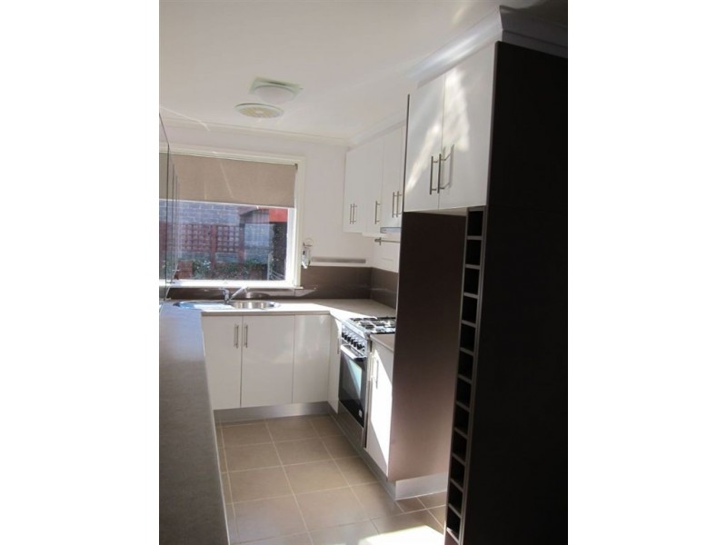 2/15 Archibald Crescent, Warragul VIC 3820