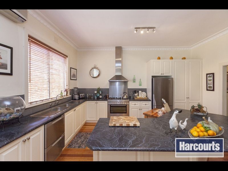 12 Loch Street, Yarragon VIC 3823