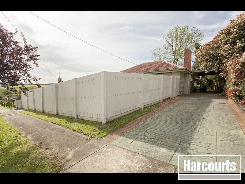 9 Logan Street, Warragul VIC 3820