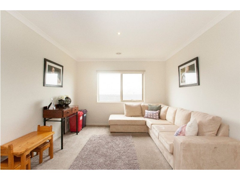 2 Barton Court, Warragul VIC 3820