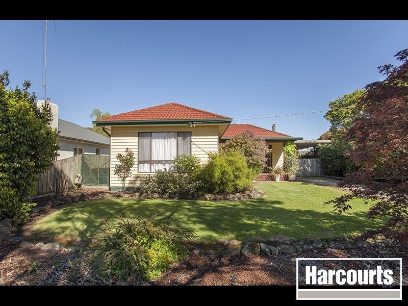 37 Loch Street, Yarragon VIC 3823
