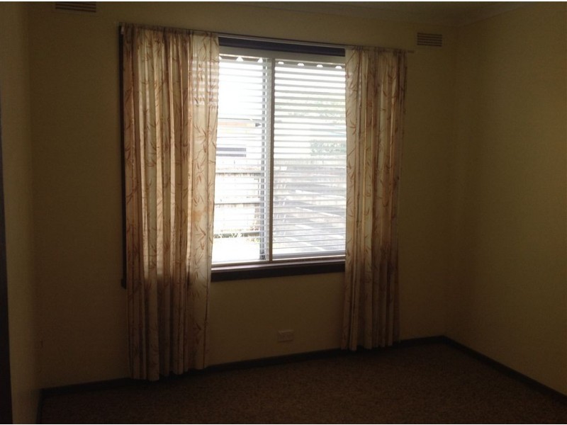 2/97 Brandy Creek Road, Warragul VIC 3820