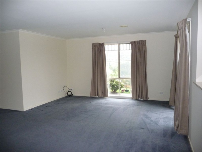 11 Deakin Court, Warragul VIC 3820