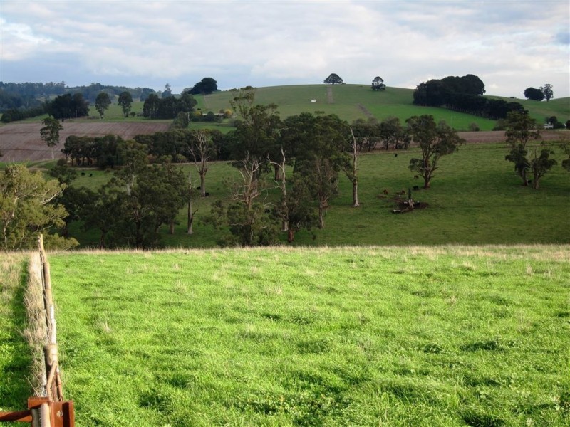 1 Corner of Korumburra Warragul Road and Manns Road, Ellinbank VIC 3821