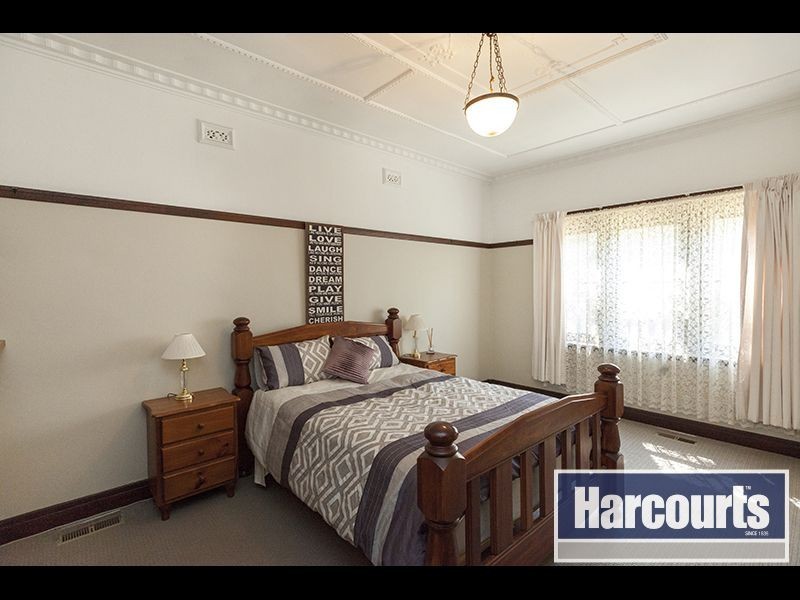 27 Seven Mile Road, Trafalgar VIC 3824