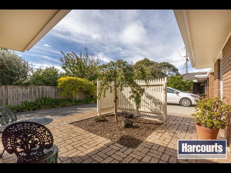 2/115 Brandy Creek Road, Warragul VIC 3820