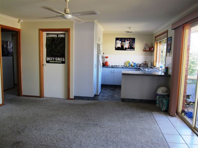 22 North Road, Warragul VIC 3820