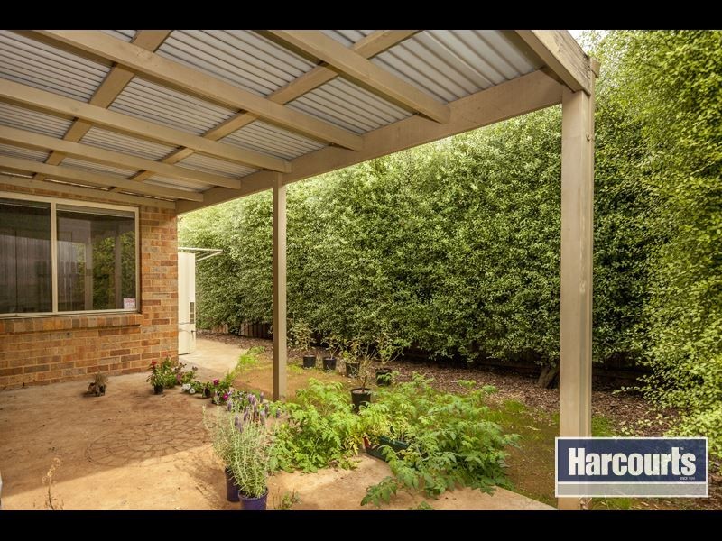 2/2 Dawson Drive, Warragul VIC 3820