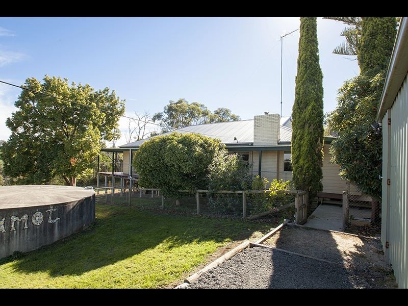 149 Hunts Road, Willow Grove VIC 3825
