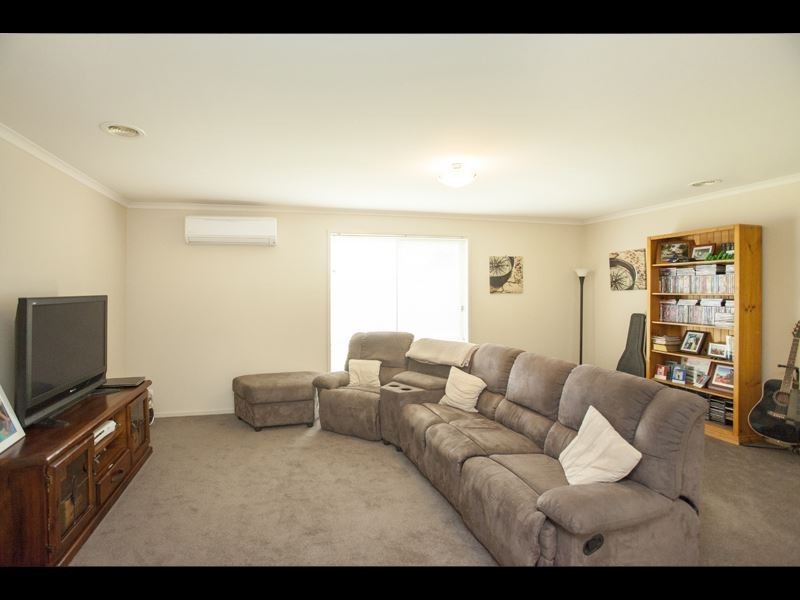 7/11 Ferguson Place, Trafalgar VIC 3824